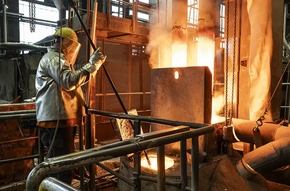 Plasmapfannenofen der BEW zur Sekundärmetallurgie und Legierung von Stahl